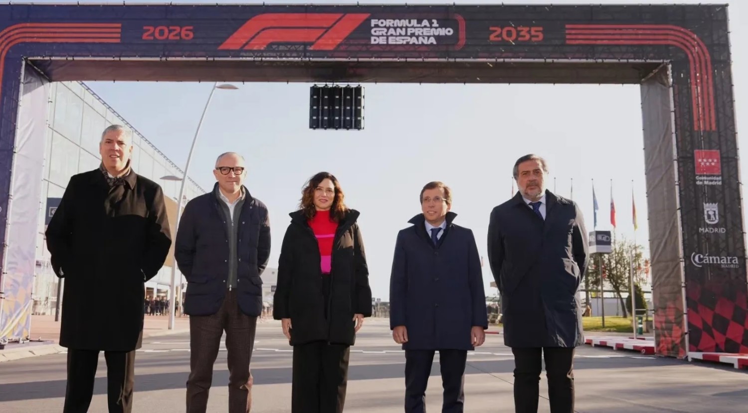 Madrid Spanish GP announcement showing F1 CEO Stefano Domenicali (2nd from left) with the Madrid government and race officials