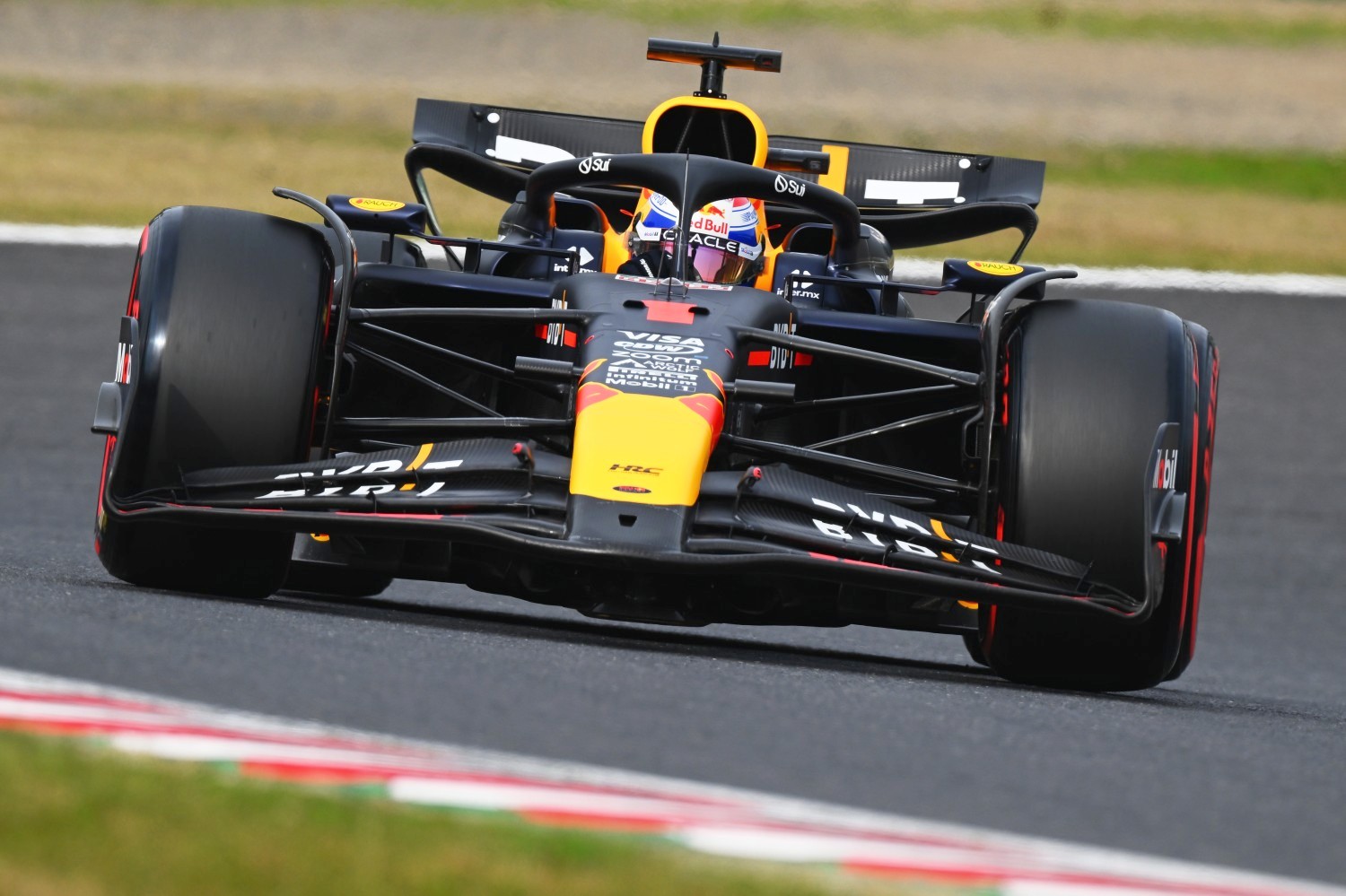 Max Verstappen of the Netherlands driving the (1) Oracle Red Bull Racing RB20 on track during qualifying ahead of the F1 Grand Prix of Japan at Suzuka International Racing Course on April 06, 2024 in Suzuka, Japan. (Photo by Clive Mason/Getty Images)