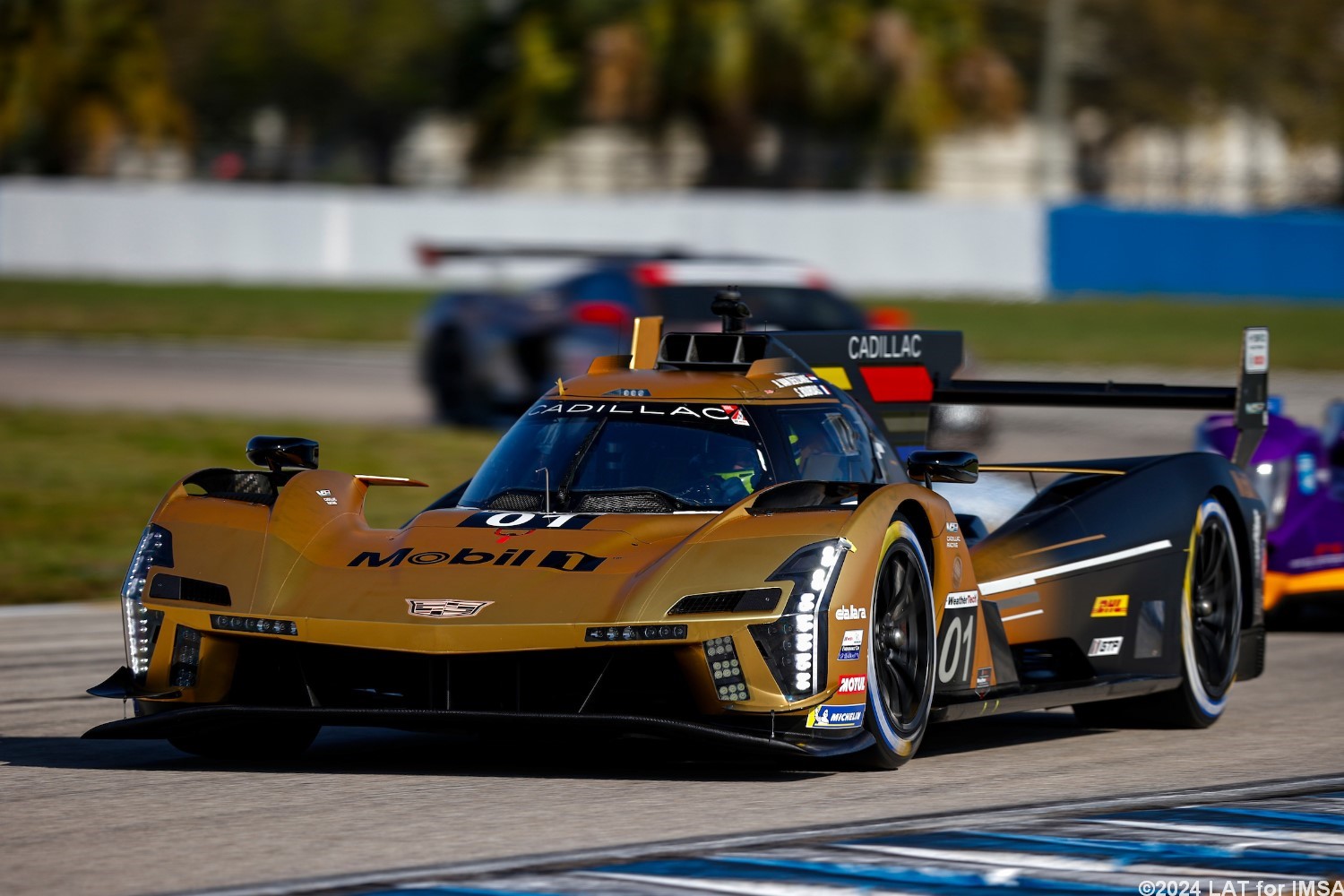 #01: Cadillac Racing, Cadillac V-Series.R, GTP: Renger van der Zande, Sebastien Bourdais, Scott Dixon