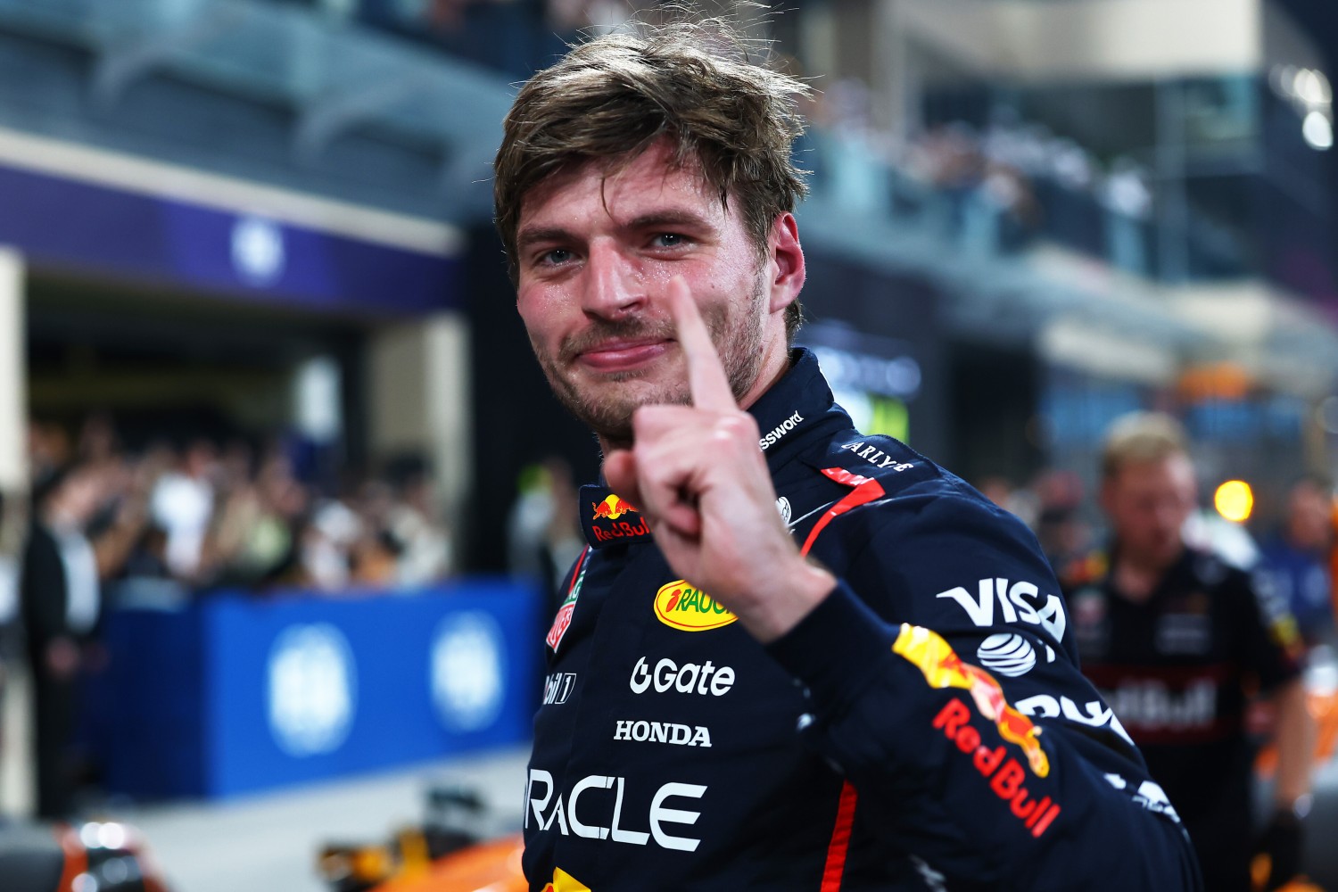 Pole position qualifier Max Verstappen of the Netherlands and Oracle Red Bull Racing celebrates in parc ferme during qualifying ahead of the F1 Grand Prix of Abu Dhabi at Yas Marina Circuit on December 06, 2025 in Abu Dhabi, United Arab Emirates. (Photo by Mark Thompson/Getty Images) // Getty Images / Red Bull Content Pool //
