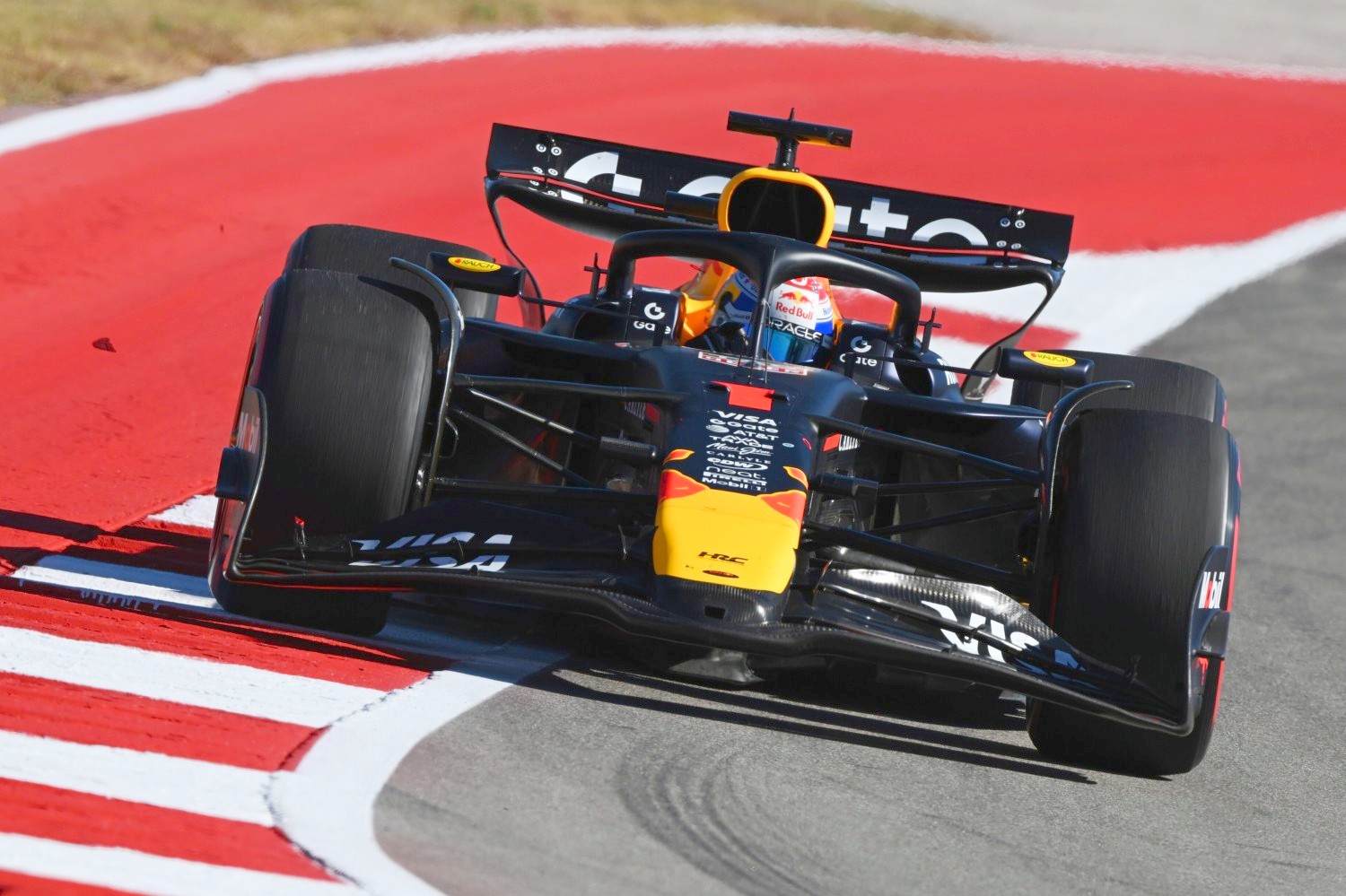 Max Verstappen of the Netherlands driving the (1) Oracle Red Bull Racing RB21 on track during the F1 Grand Prix of United States at Circuit of The Americas on October 19, 2025 in Austin, Texas. (Photo by Clive Mason/Getty Images) // Getty Images / Red Bull Content Pool //