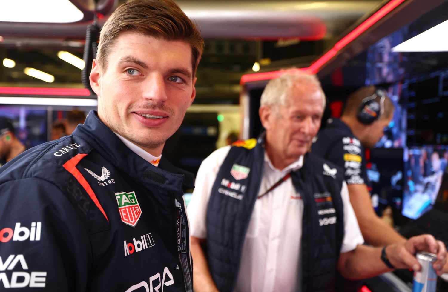 Max Verstappen of the Netherlands and Oracle Red Bull Racing looks on in the garage during practice ahead of the F1 Grand Prix of Azerbaijan at Baku City Circuit on September 19, 2025 in Baku, Azerbaijan. (Photo by Mark Thompson/Getty Images) // Getty Images / Red Bull Content Pool //