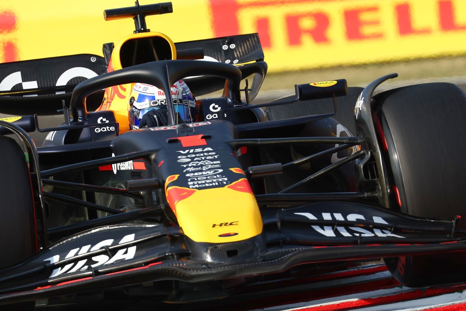 Max Verstappen of the Netherlands driving the (1) Oracle Red Bull Racing RB21 on track during practice ahead of the F1 Grand Prix of Hungary at Hungaroring on August 01, 2025 in Budapest, Hungary. (Photo by Joe Portlock/Getty Images) // Getty Images / Red Bull Content Pool //