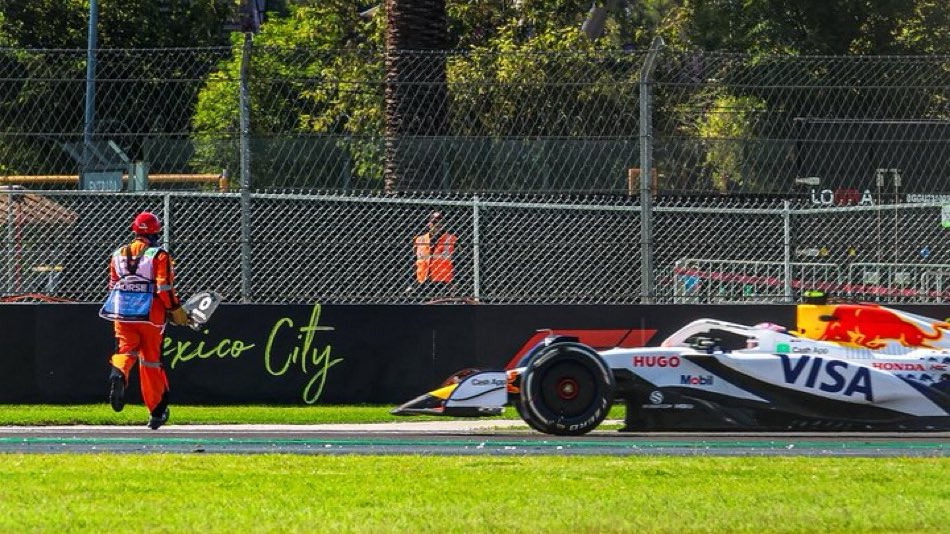 Racing Bulls driver Liam Lawson almost hits a Marshall reteiving debris during the 2025 Mexico City GP