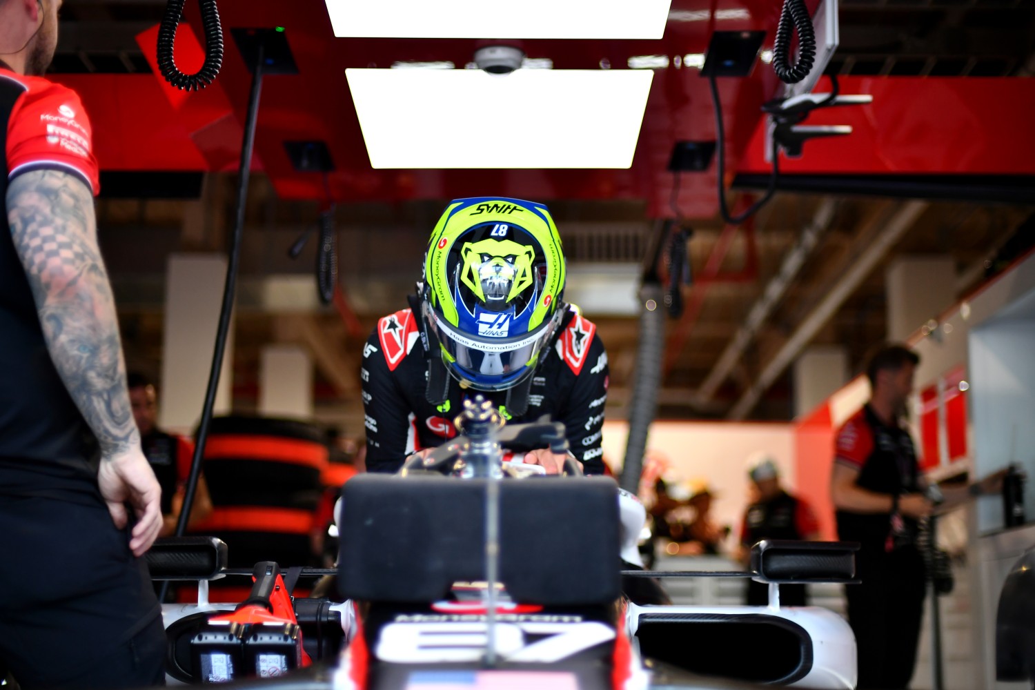 Oliver Bearman of Great Britain and Haas F1 prepares to drive in the garage during Sprint qualifying ahead of the F1 GP of Miami at Miami International Autodrome on May 02, 2025 in Miami, Florida. (Photo by James Sutton/LAT Images)