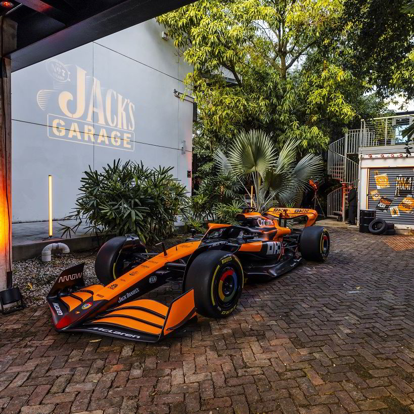 Jacks Garage Jack Daniels McLaren