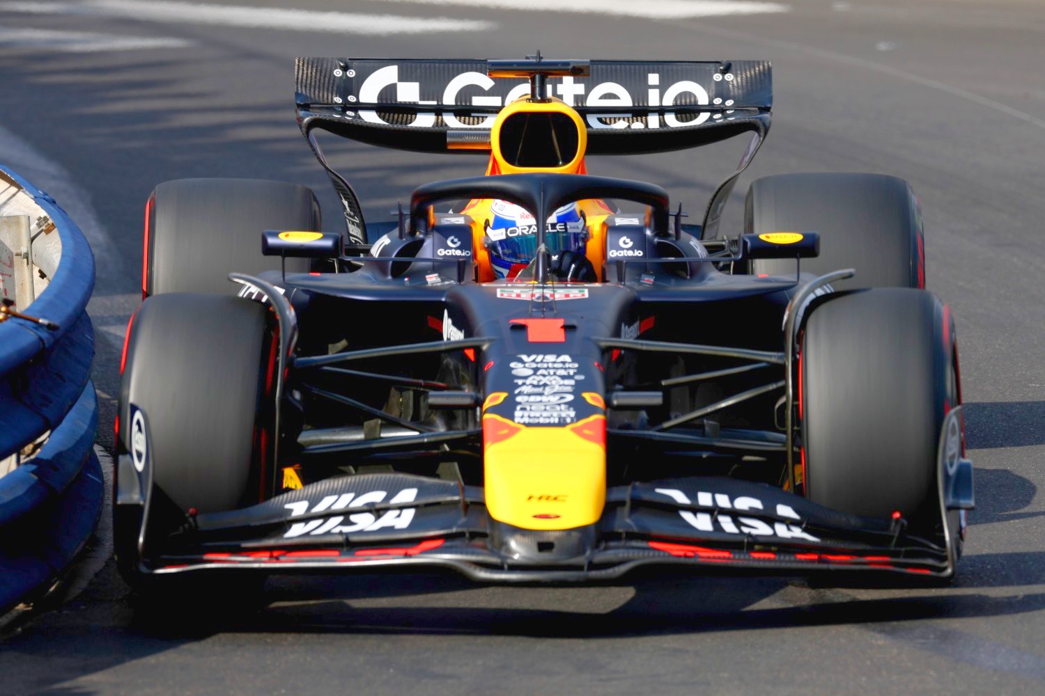 Max Verstappen of the Netherlands and Oracle Red Bull Racing on track during qualifying ahead of the F1 Grand Prix of Monaco at Circuit de Monaco on May 24, 2025 in Monte-Carlo, Monaco (Photo by Mark Thompson/Getty Images) // Getty Images / Red Bull Content Pool //