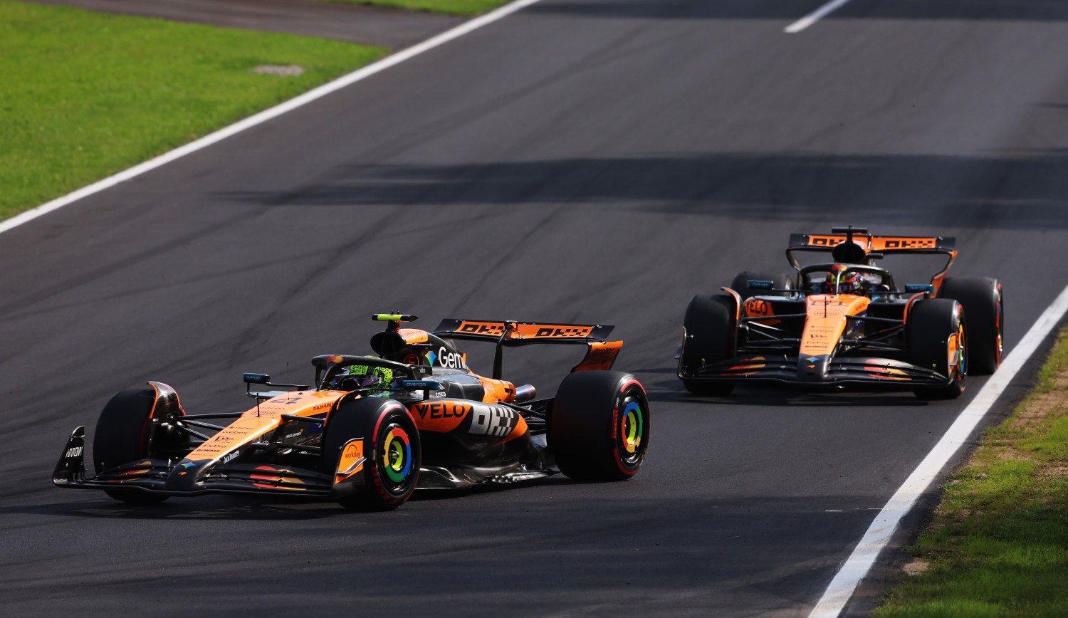 Lando Norris of Great Britain driving the (4) McLaren MCL39 Mercedes leads Oscar Piastri of Australia driving the (81) McLaren MCL39 Mercedes during the F1 Grand Prix of Italy at Autodromo Nazionale Monza on September 07, 2025 in Monza, Italy. (Photo by Andy Hone/LAT Images for McLaren)
