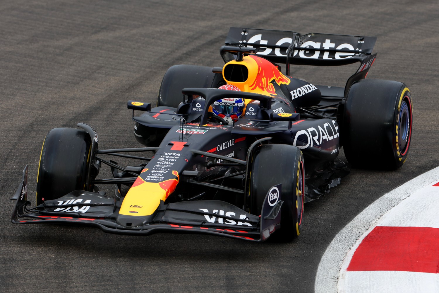 Max Verstappen of the Netherlands driving the (1) Oracle Red Bull Racing RB21 on track during final practice ahead of the F1 Grand Prix of Singapore at Marina Bay Street Circuit on October 04, 2025 in Singapore, Singapore. (Photo by Sam Bloxham/LAT Images for Pirelli)