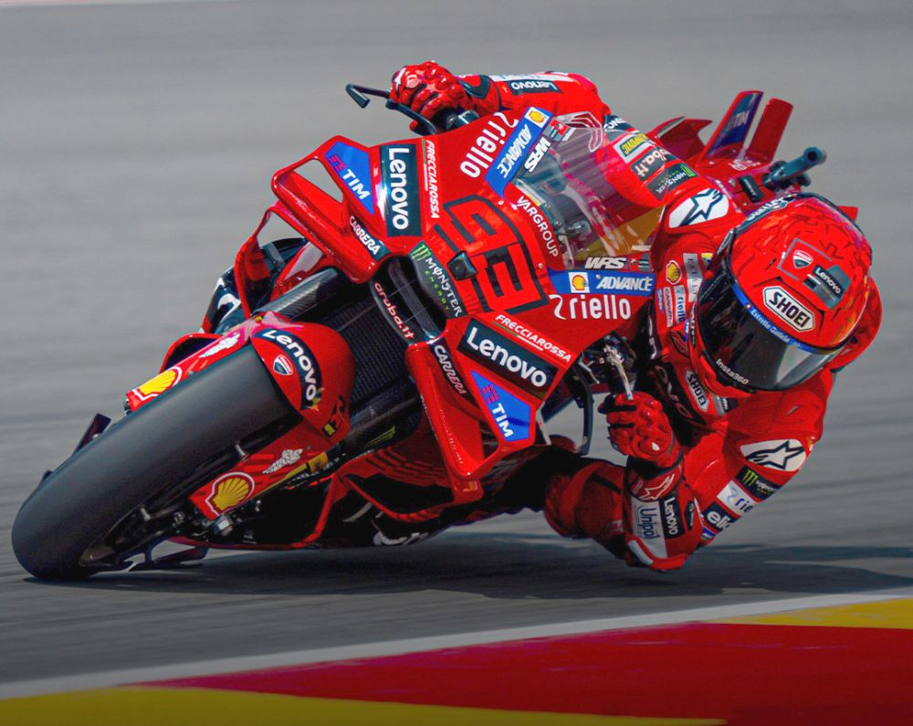 Polesitter Marc Marquez overcame a poor start on his Ducati to beat younger brother Alex for a home victory in the 2025 Aragon MotoGP Sprint race.