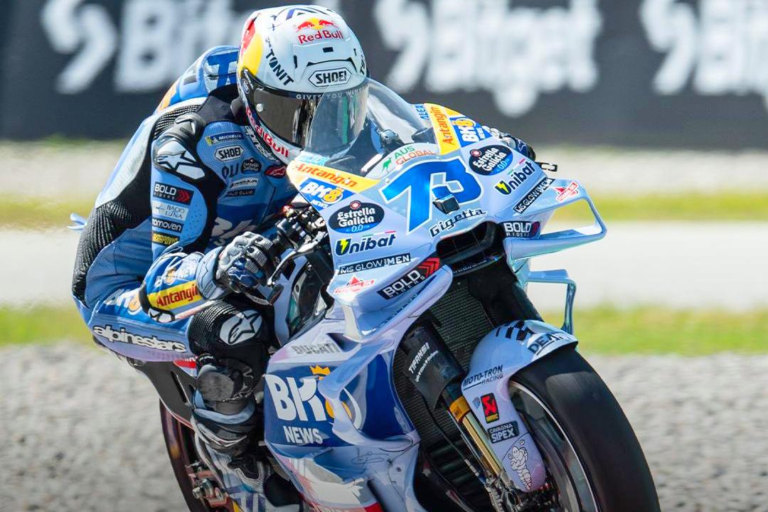 Alex Marquez beats his brother Marc in Barcelona