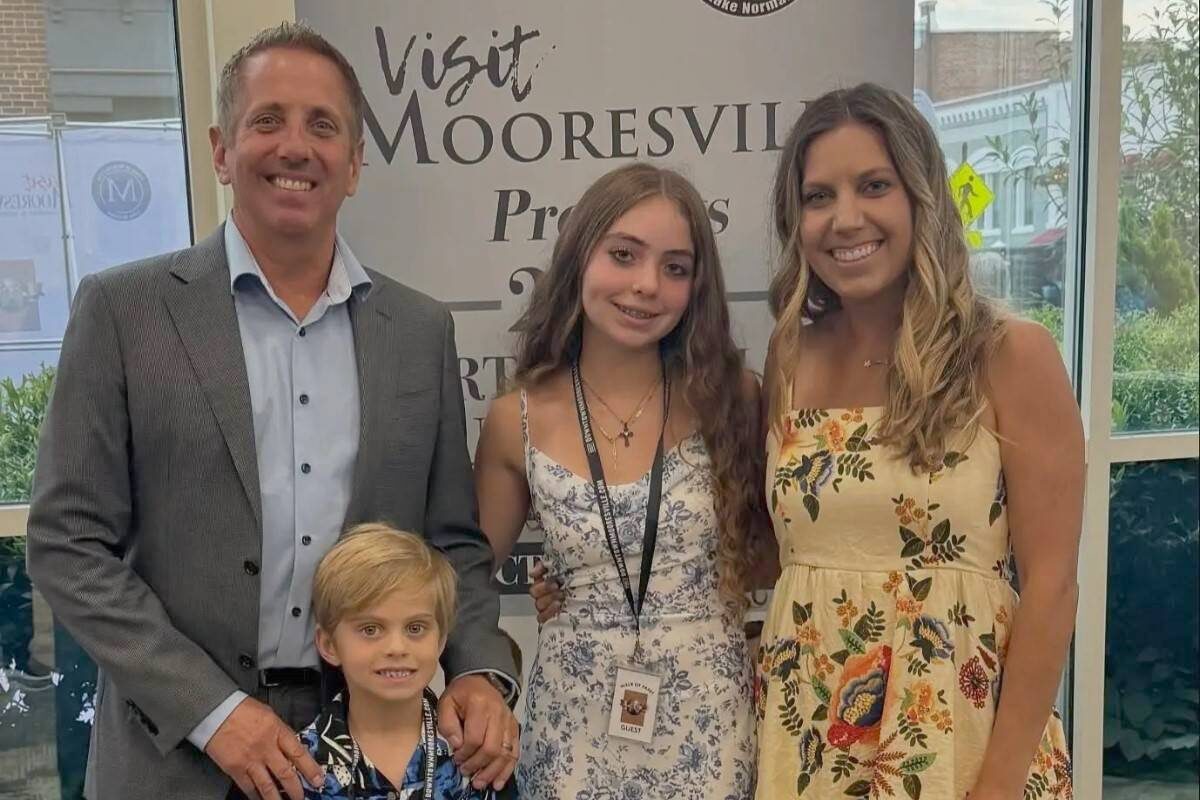 The Biffle family was flying on a trip to Florida. Instagram/cristinagbiffle