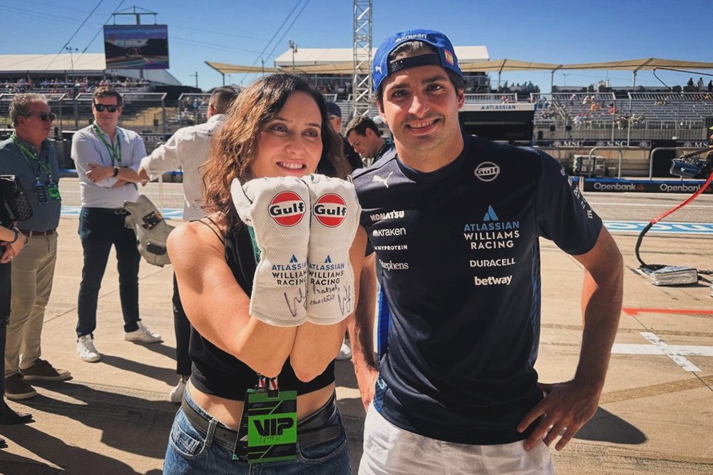 Madrid Regional President Isabel Diaz Ayuso and Carlos Sainz Jr.at 2025 USGP. Image via her Instagram Page