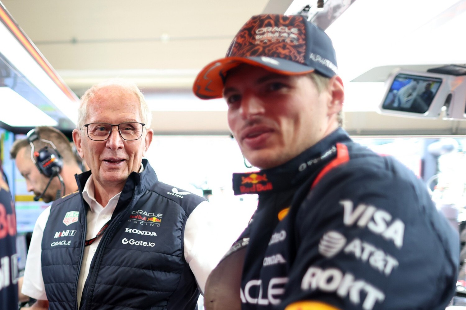 Max Verstappen of the Netherlands and Oracle Red Bull Racing talks with Dr Helmut Marko, Team Consultant of Oracle Red Bull Racing during practice ahead of the F1 Grand Prix of Austria at Red Bull Ring on June 27, 2025 in Spielberg, Austria. (Photo by Mark Thompson/Getty Images) // Getty Images / Red Bull Content Pool
