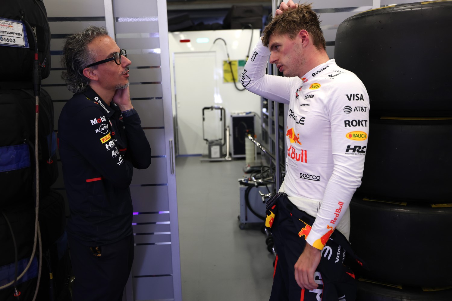 Max Verstappen of the Netherlands and Oracle Red Bull Racing and Laurent Mekies, Team Principal of Oracle Red Bull Racing talk in the garage during practice ahead of the F1 Grand Prix of Azerbaijan at Baku City Circuit on September 19, 2025 in Baku, Azerbaijan. (Photo by Mark Thompson/Getty Images) // Getty Images / Red Bull Content Pool