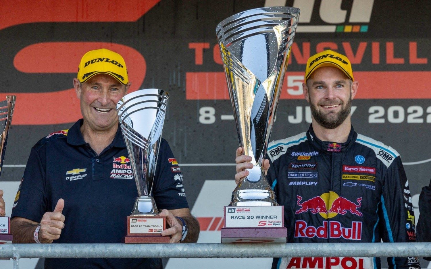 Shane van Gisbergen (R) and his father Robert (L)