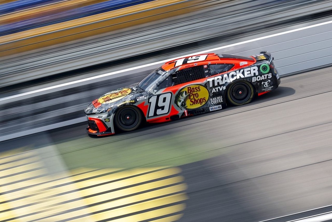 Chase Briscoe captures Busch Light Pole with strong Iowa showing
