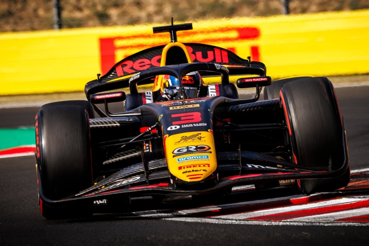 Marti holds off Dunne in Hungary Sprint