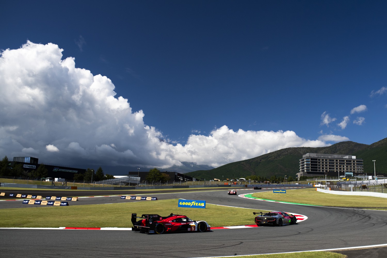 05 ANDLAUER Julien (fra), CHRISTENSEN Michael (dnk), JAMINET Mathieu (fra), Porsche Penske Motorsport, Porsche 963 #05, Hypercar, action during the 6 Hours of Fuji 2025, 7th round of the 2025 FIA World Endurance Championship, from September 26 to 28, 2025 on the Fuji Speedway in Oyama, Shizuoka, Japan - Photo Fabrizio Boldoni / DPPI
