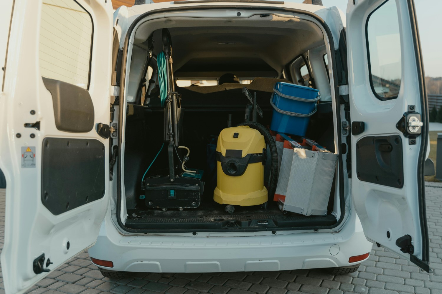 Mobile Car Valet van. Photo by Tima Miroshnichenko on Pexels