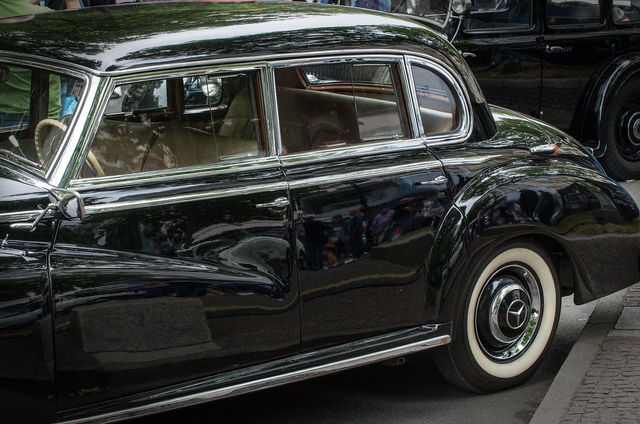 Mercedes photo from Pixabay https://cdn.pixabay.com/photo/2020/06/10/11/09/mercedes-5282245_1280.jpg