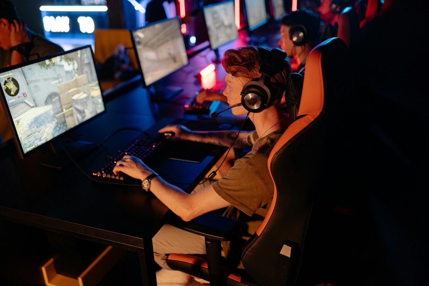 Online Gaming - Photo by Yan Krukau on Pexels