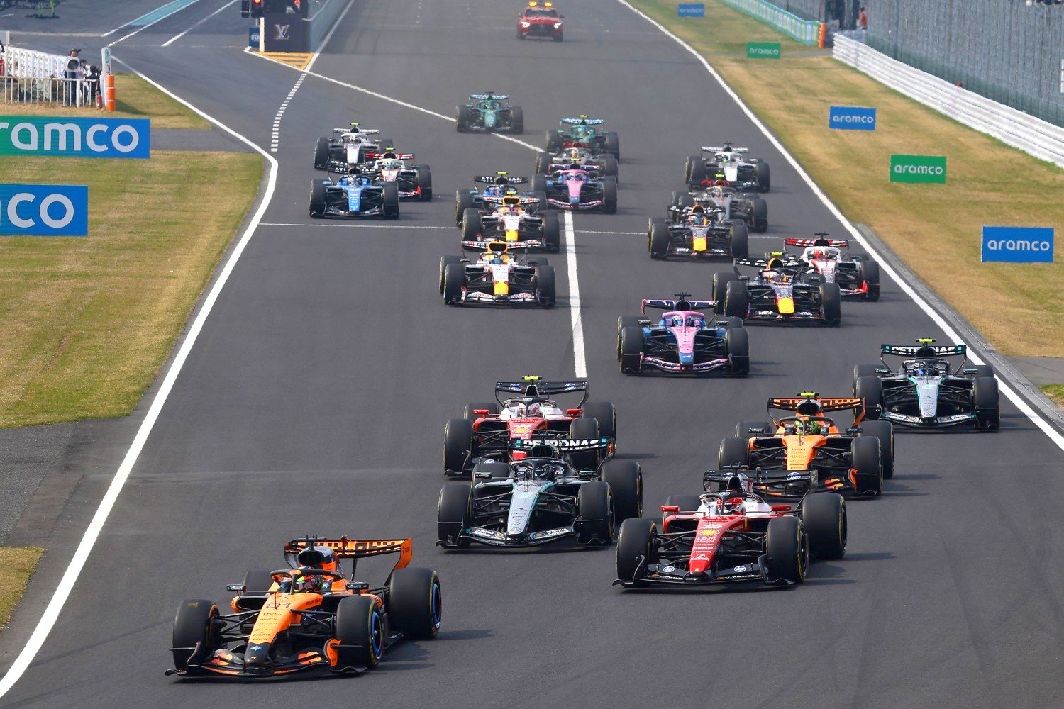 Oscar Piastri of Australia driving the (81) McLaren MCL40 Mercedes leads the field away at the start during the F1 Grand Prix of Japan at Suzuka Circuit on March 29, 2026 in Suzuka, Japan. (Photo by Mark Thompson/Getty Images for McLaren)