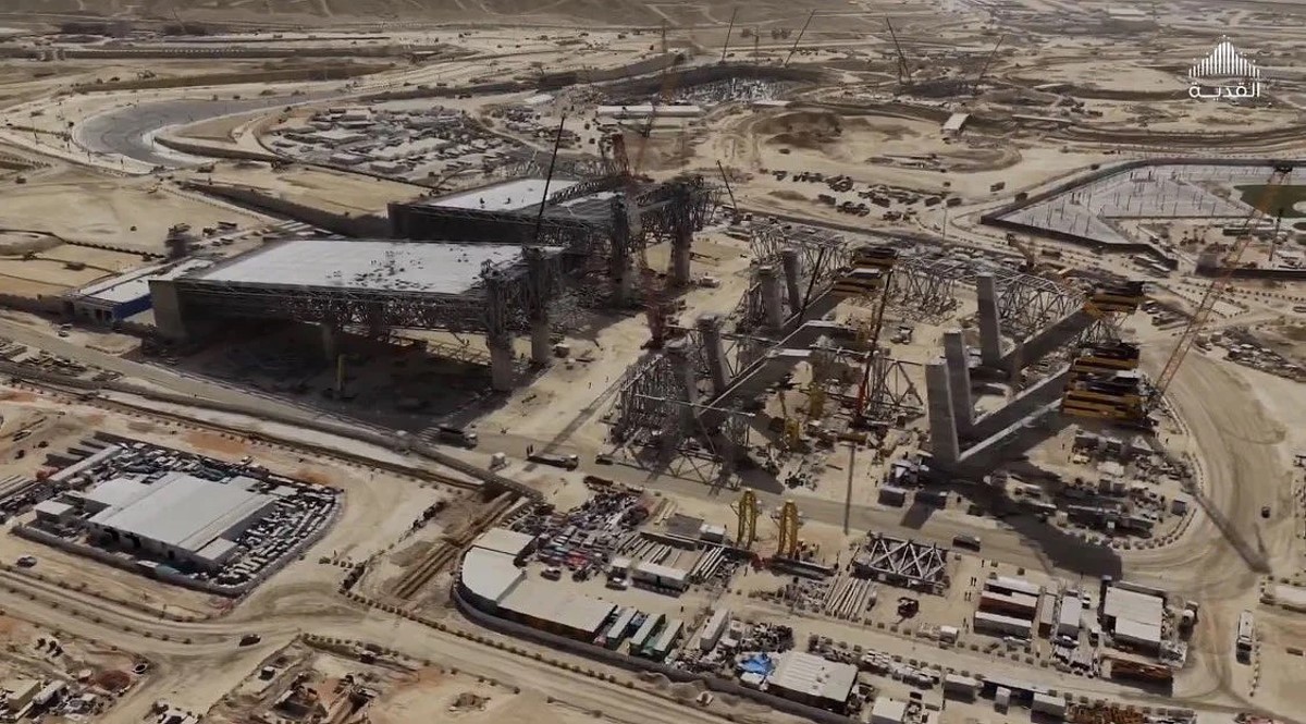 Construction of 'The Blade' has progressed at Qiddiya