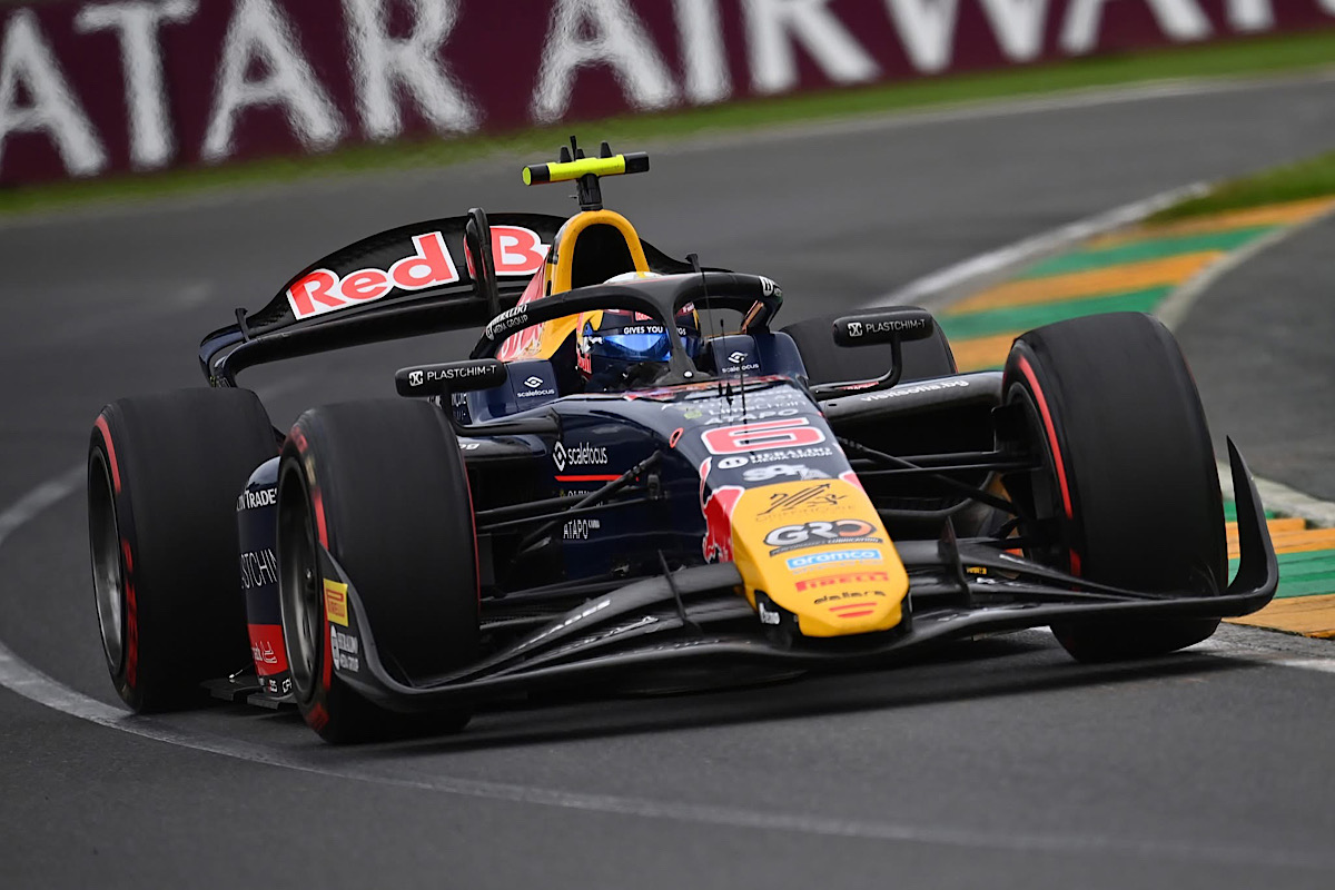 Nikola Tsolov wins Australia Feature Race