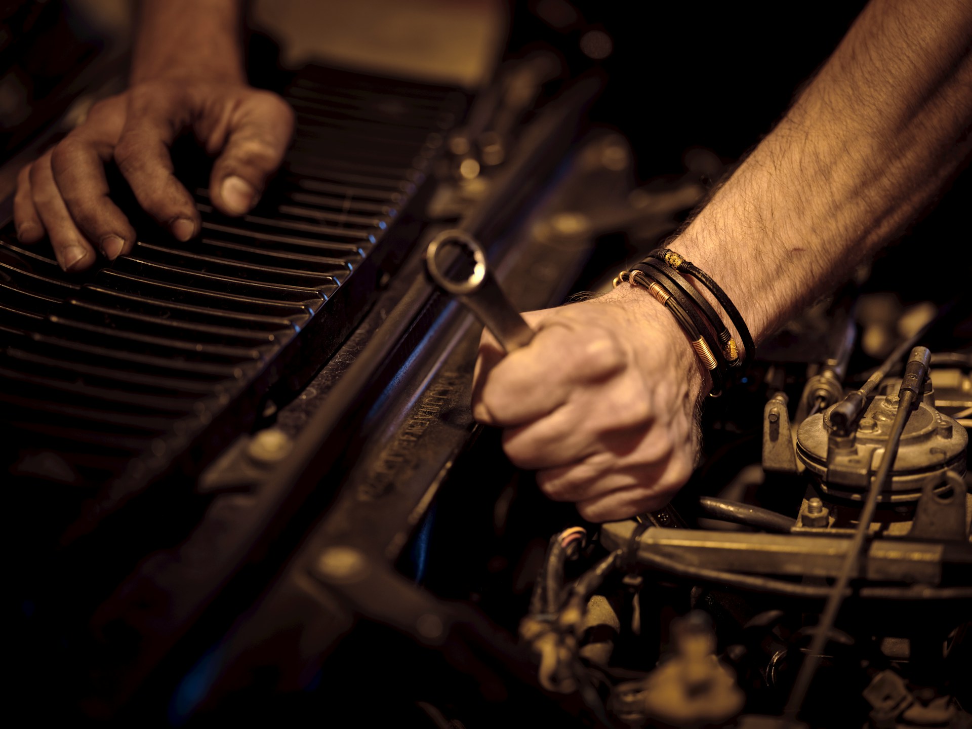 Mechanic Working by Christian Buehner-on Unsplash