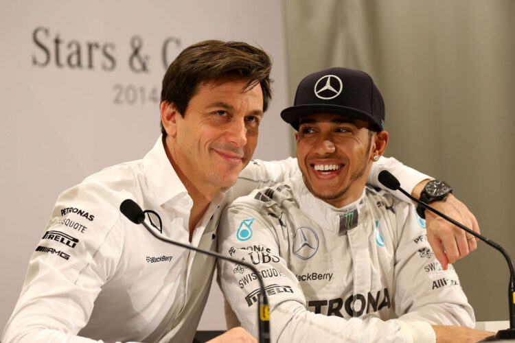 Hamilton future decision ‘not linked’ to Wolff’s