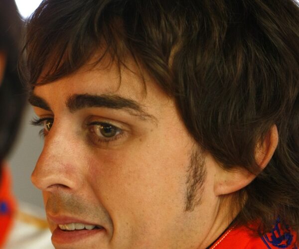 Alonso repeats Ferrari affection