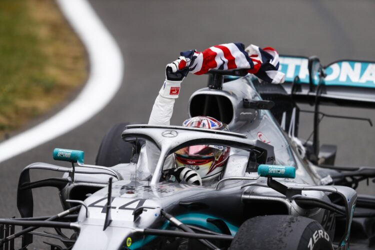 UK government gives go-ahead for Silverstone double-header