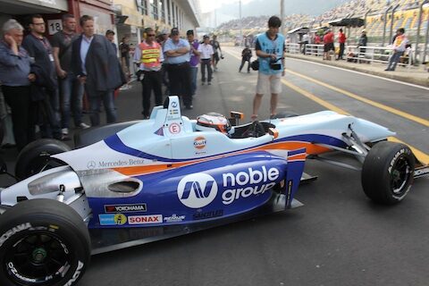 Macau: Rosenqvist edges da Costa for provisional pole
