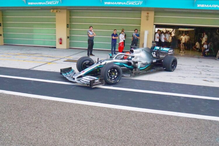 Russell concludes 18-inch F1 wheel test