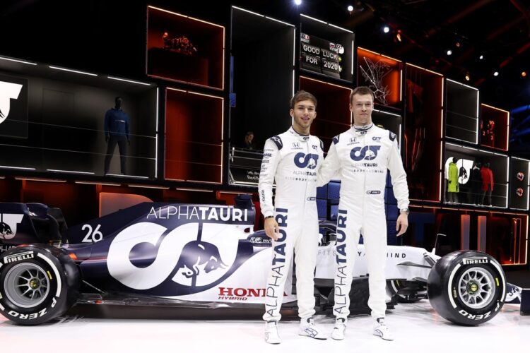 Video: Scuderia AlphaTauri Honda: New look for 2020
