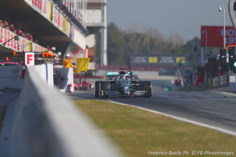 Barcelona still in talks over May 10 race