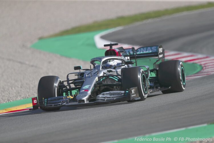 Mercedes tops Day 3 of preseason testing