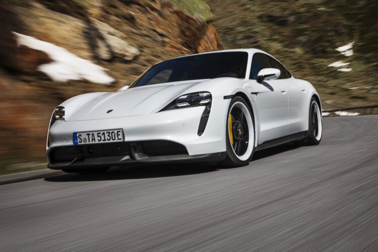 Tesla Model S takes on Porsche Taycan Turbo in ‘Top Gear’ drag race