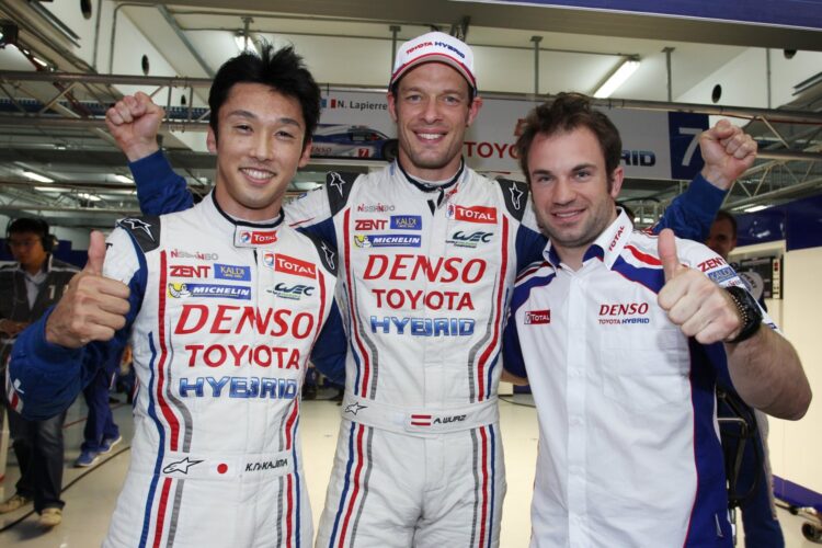 Toyota sweeps front row in Bahrain