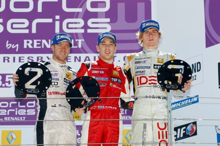 Frijns dominates Aragon Formula Renault 3.5 race two