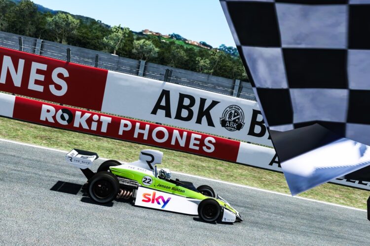 World champions Button and Solberg win in F1 Legends race