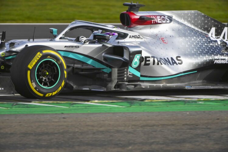 F1: Mercedes reportedly reviving silver livery