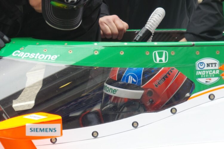 IndyCar Open Test Day 1: Rain and Cold make for miserable day (Update)