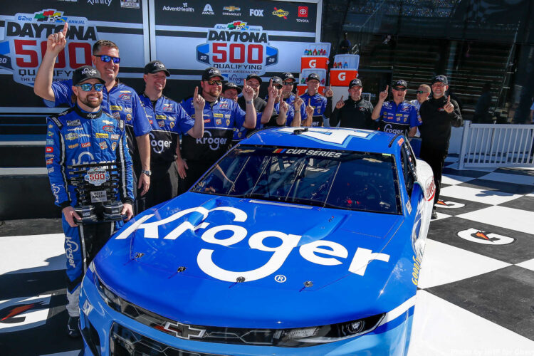 Ricky Stenhouse Jr. Streaks To Daytona 500 Pole