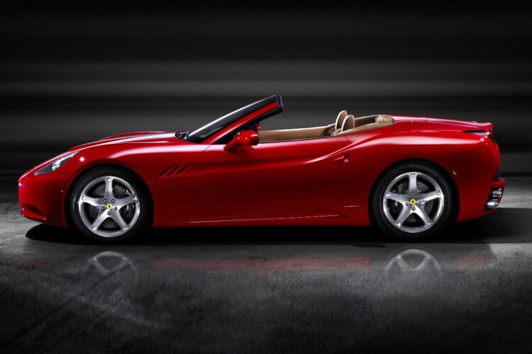 New Ferrari California revealed
