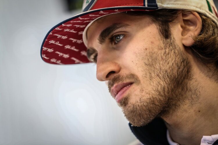 Giovinazzi eyes ‘solutions’ to 2019 struggle