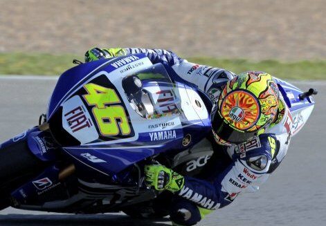 Rossi ends drought with win in China