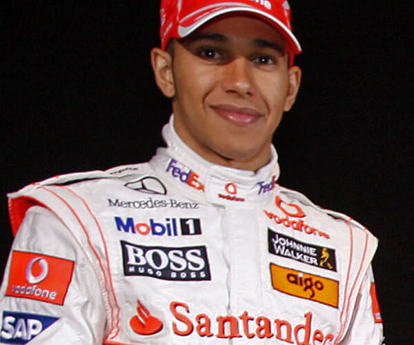 Hamilton talks about 2008 season ahead