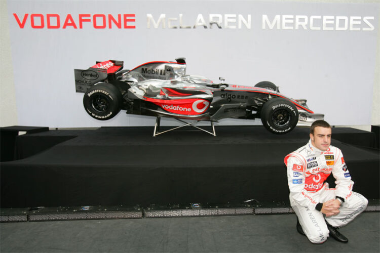 First photos of the McLaren MP4-22